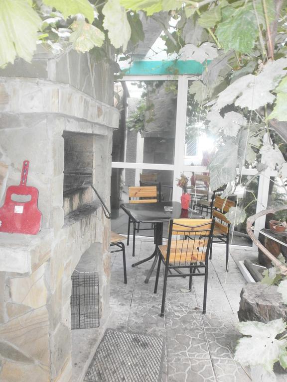 Kitech Guest House โอเดสซา ภายนอก รูปภาพ