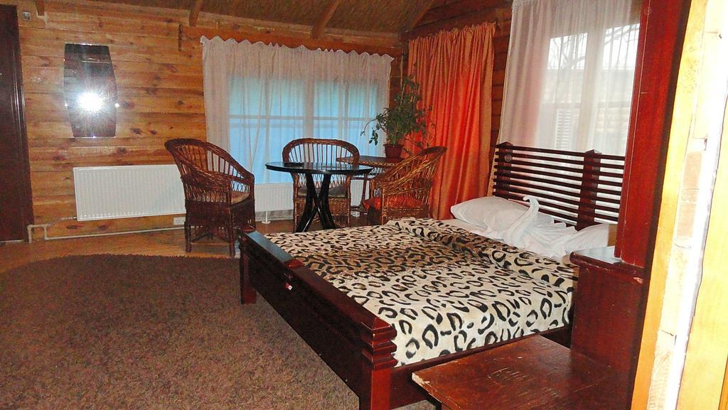Kitech Guest House โอเดสซา ภายนอก รูปภาพ