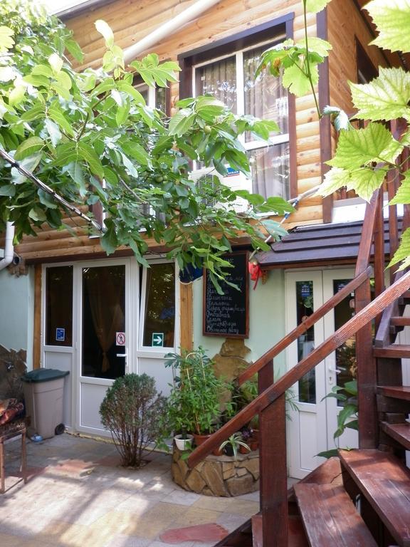 Kitech Guest House โอเดสซา ภายนอก รูปภาพ